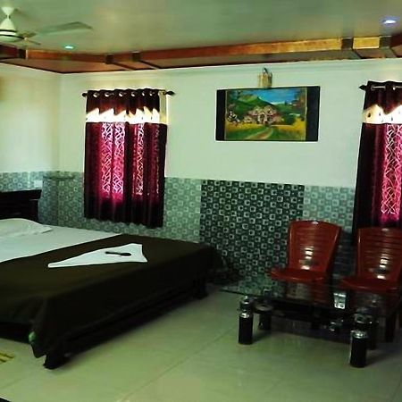 Hotel Manorama Inn Khammam Dış mekan fotoğraf